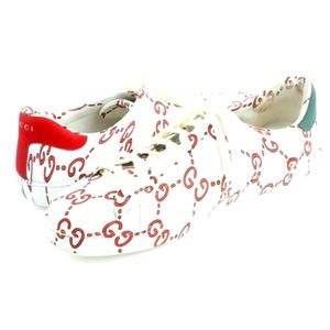 Gucci Calfskin gucci ghost print Ace sneakers . Size 12.5 and true to the size.